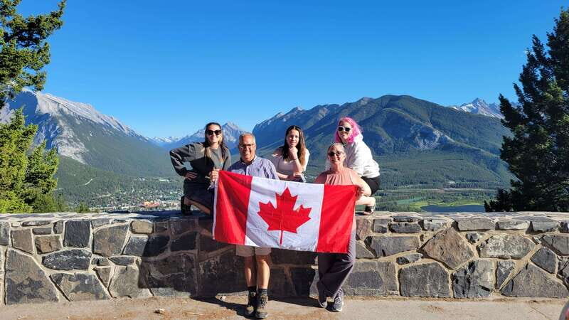 Airport Pickup & Private Tour from Calgary to The Rockies! - A Convenient and Scenic Introduction to the Rockies