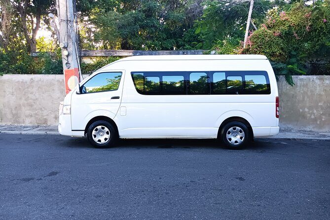 Airport port silver taxi transfer private to pop center - Introduction