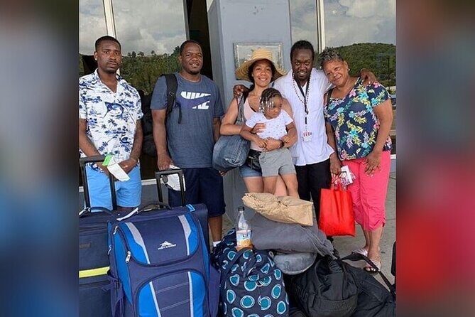 Airport Round-Trip Transfers To Negril From Sangsters International Airport - The Experience from a Traveler’s Perspective