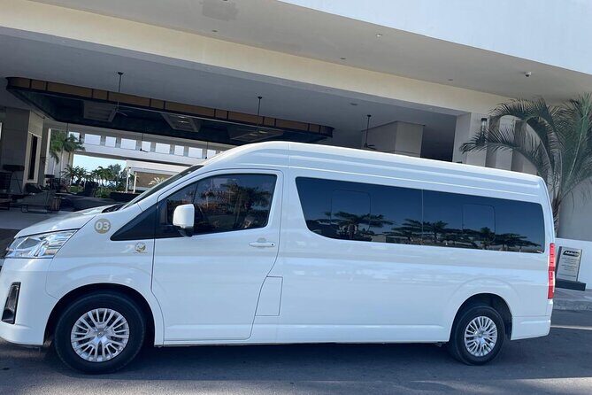 Airport (SJD): Tourist Corridor or Puerto Los Cabos round trip - An in-depth look at the transfer experience