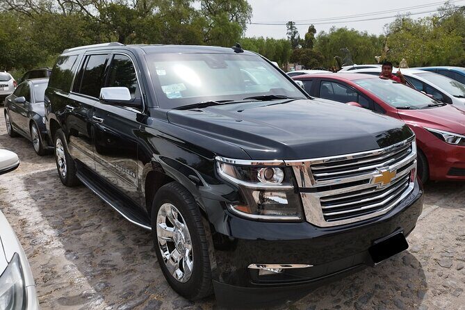 Airport Suburban SUV Transfer Round Trip - Key Points