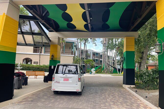 Airport Transfer To Negril - The Drive from the Airport: What to Expect