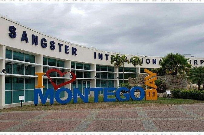 Airport Transfer to Ocho Rios Hotels (Round-Trip) - A Closer Look at the Experience