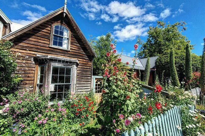 Akaroa and Akaroa Dolphins Day Tour - Frequently Asked Questions