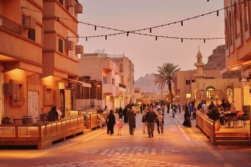 Al Ula: Hegra Guided Tour and Old Town - Exploring Hegra: A Window into the Nabataean World