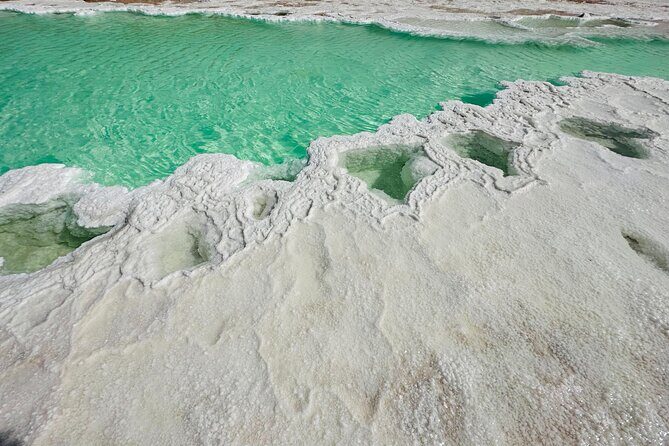 Al Wathba Fossil Dunes and Salt Lake Trip from Abu Dhabi - Key Points