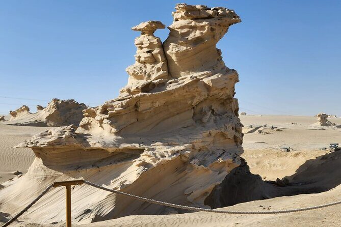 Al Wathba Fossil Dunes and Salt Lake Trip from Abu Dhabi - FAQ