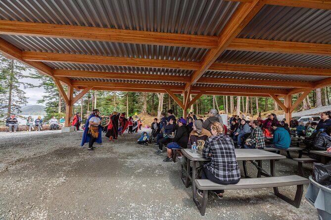 Alaska Wildlife Adventure Raptor Experience & Salmon Tales Lunch - Detailed Breakdown of the Experience