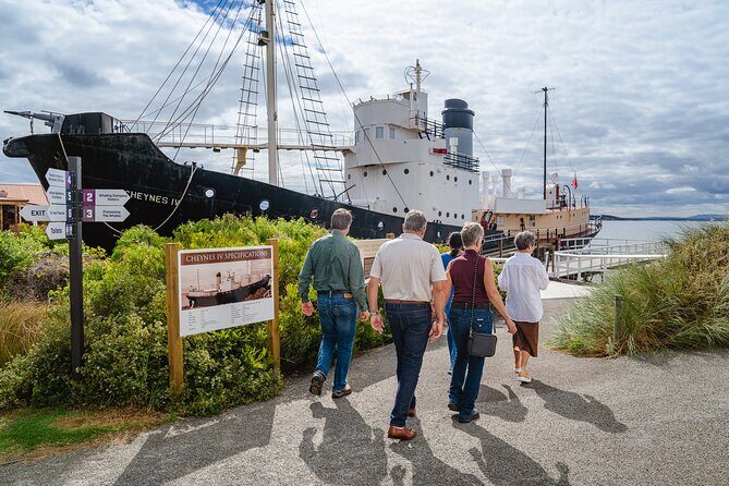 Albany's Whale Story - A Closer Look at Albany’s Whale Story Tour