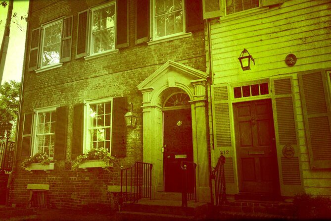 Alexandria Ghosts Phantoms of the Potomac - The Bottom Line