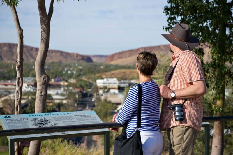 Alice Springs: 1 Day Alice Explorer Tour - Exploring the Outback with the Alice Explorer Tour