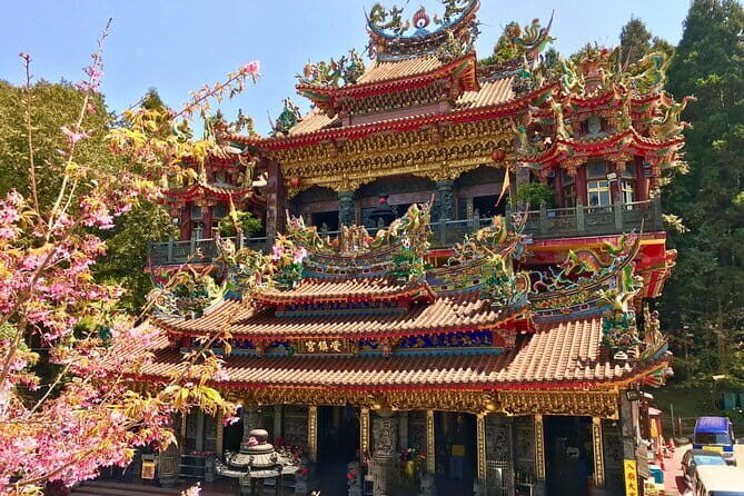 Alishan Join In Day Tour from Taichung (Incl. Park Entrance) - FAQs