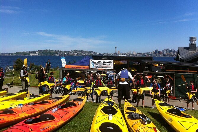 Alki Lighthouse Sea Kayak Tour - A detailed look at the Alki Lighthouse Sea Kayak Tour