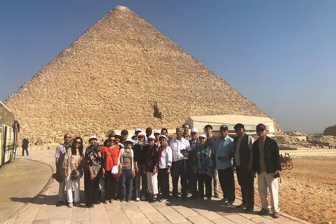 All Inclusive 2-Day Ancient Egypt and Old Cairo Highlights Tour - Exploring the Giza Pyramids and Sphinx