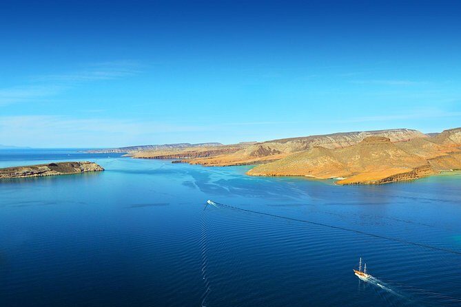 All-Inclusive catamaran Espiritu Santo Island Tour from Los Cabos - Why This Tour Stands Out