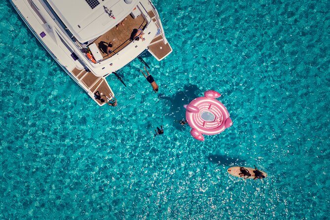 All Inclusive Cozumel: Coast & Relax 4hrs in 51" Leopard - The Experience: What to Expect on this Luxury Yacht Day