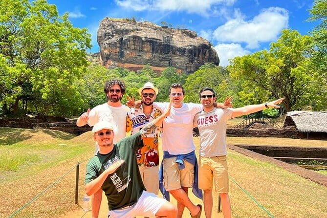 All inclusive Kandy Day Tour from Colombo & Negombo With Lunch - The Sum Up