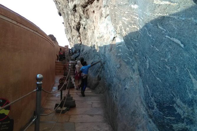 All inclusive Private Day tour Sigiriya, Dambulla & traditional village tour - Frequently Asked Questions