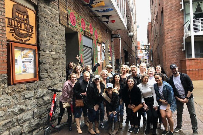 All-Inclusive Pub Crawl with Moonshine, Cocktails, and Craft Beer - In The Sum Up