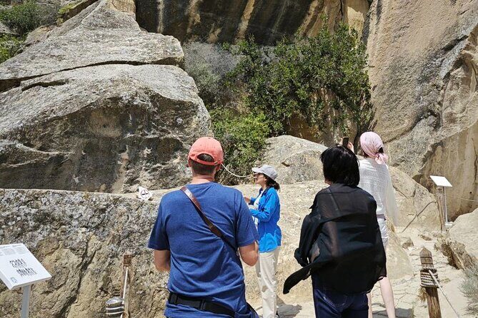 All inclusive! Qobustan, Mud Vulcano, Ateshgah & Yanardag Fire Mountain Tour - FAQ