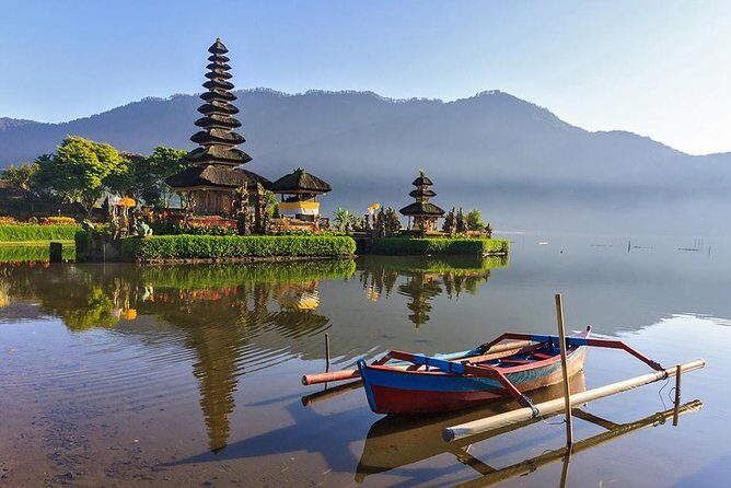 All Inclusive Sekumpul Waterfall Trekking , Handara Gate & Temple - A Detailed Exploration of the Bali Highlights