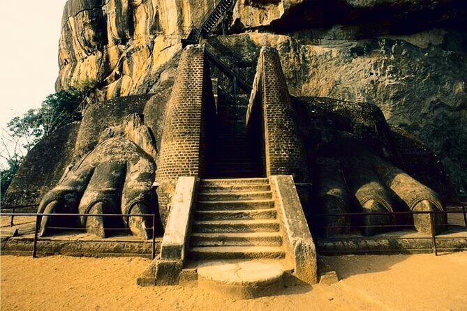All Inclusive Sigiriya and Dambulla Day Tour from Colombo - FAQ