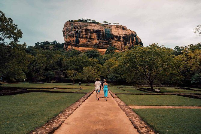 All Inclusive Sigiriya & Dambulla Day Tour from Colombo & Negombo - Authentic Experiences & Authenticity