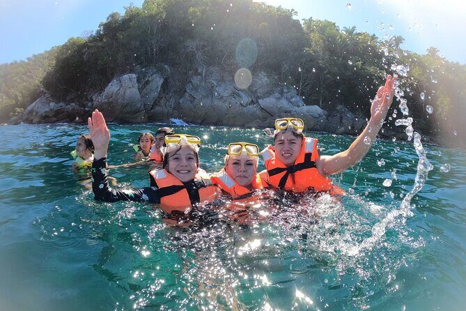 ALL INCLUSIVE Snorkeling and Zipline Cruise - Key Points