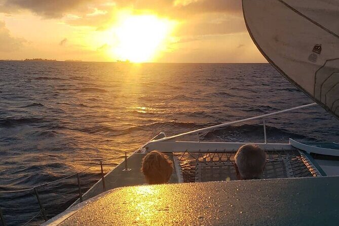 All Inclusive Sunset Dinner Cruise in Nassau Bahamas - What Makes This Sunset Dinner Cruise Stand Out