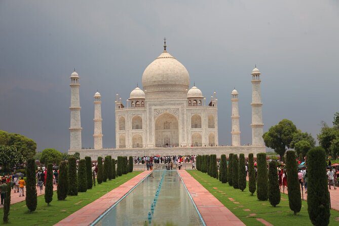 All Inclusive Taj Mahal & Agra Tour by Superfast Train From Delhi - Return Journey to Delhi