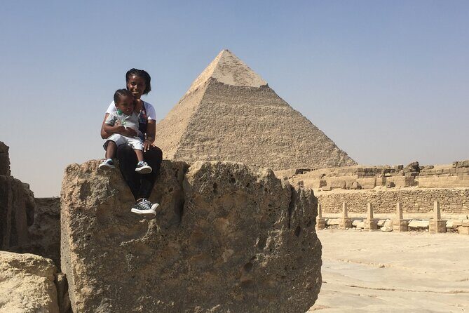 All Inclusive To Giza Pyramids, Sphinx, Cairo Museum, Old Bazaar - Visiting the Great Sphinx and Valley Temple