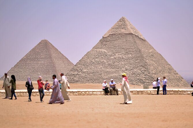 All Inclusive Tour Pyramids of Giza , Sphinx and Lunch - Lunch and Wrap-up