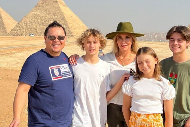 All inclusive tour to Giza Pyramids, Sphinx, Saqqara & Dahshure - FAQ