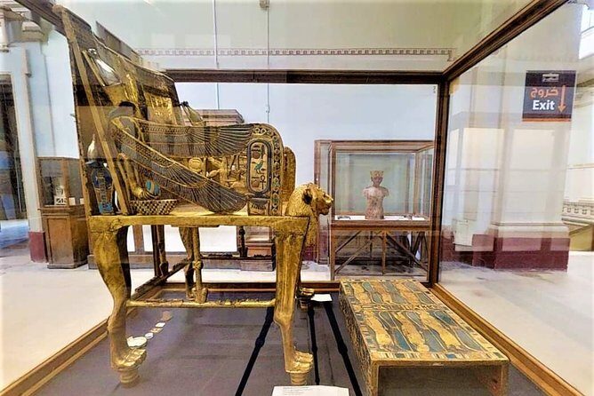 All inclusive tour to Pyramids, Sphinx, Camel, The Museum+Bazzar - Exploring Cairo’s Most Famous Sights in One Day