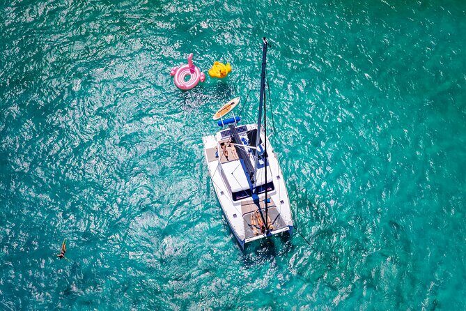 All Inclusive Tulum: Romantic Dinner in 34' Catamaran Aventura - A Closer Look at the Experience