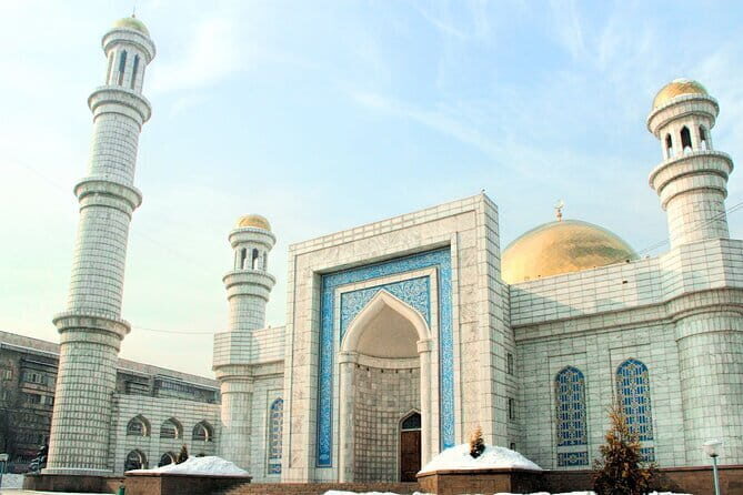 Almaty city tour and Medeu-Shymbulak-Koktobe-Green Bazar - FAQs