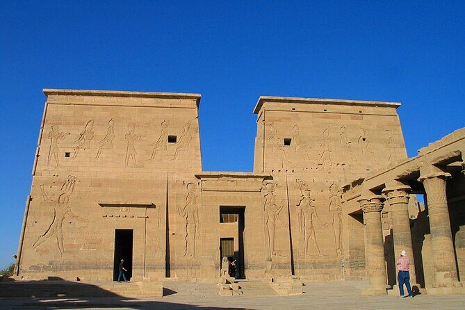 Amazing 4-Days Nile Cruise from Aswan To Luxor with sightseeing and Abu simbel - The Journey Begins: From Aswan to Luxor