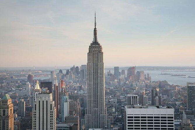 Amazing City Tour NYC 4 hours up to 5pax - Key Points