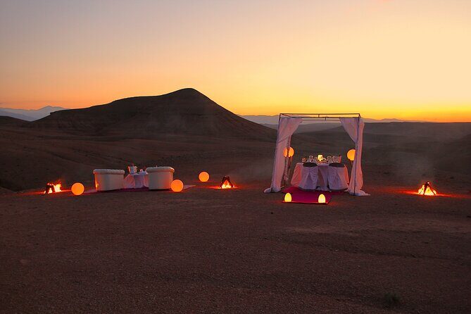 Amazing Dinner in Agafay Desert with Sunset and Berber Camp - Key Points