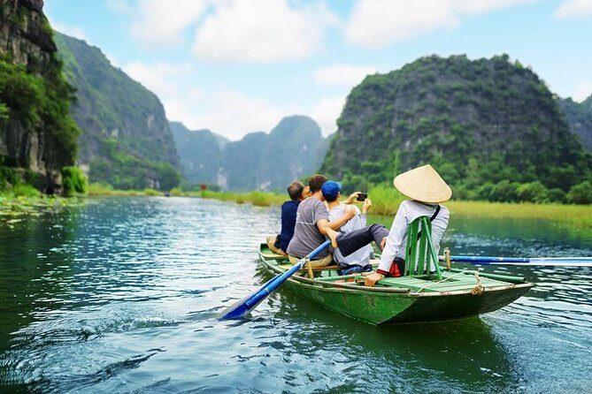 Amazing Luxury Hoa Lu Tam Coc 1 Day - Small Group Tour With Limousine bus - The Sum Up