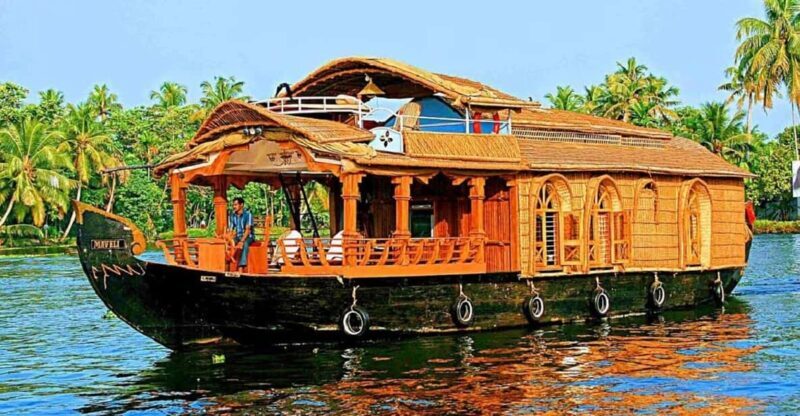 Amazing Munnar Alleppey Tour 4D/3N - Authenticity and Value