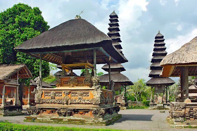 Amazing Tanah Lot and Uluwatu Temple Tour - The Sum Up: Who Is This Tour Best For?
