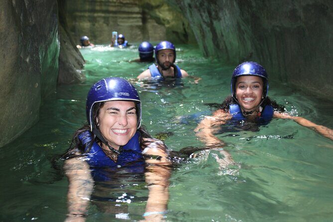 AMBER COVE-TAINO BAY 7 Damajagua Waterfalls + Locale Food - Key Points