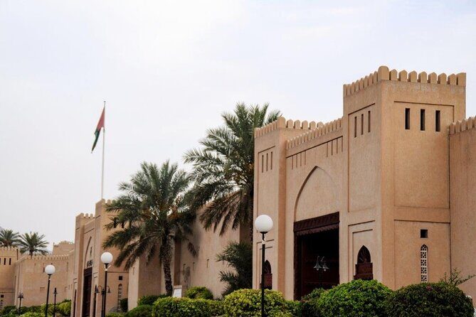 Amouage & Nizwa Full-Day Tour: Fort, Souq & Barakat Al Mouz - FAQ