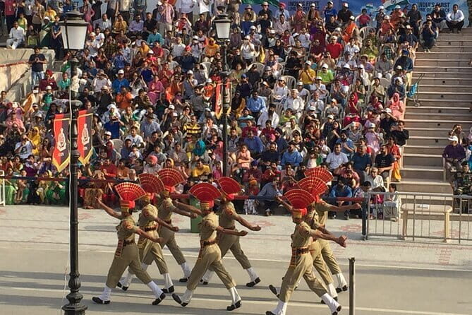Amritsar 1 Day Tour(Wagah Border,Golden Temple, Jallianwala Bagh) - Discovering Amritsar in a Single Day: A Detailed Breakdown