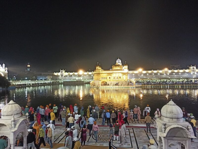 Amritsar city day tour and Wagha Border Ceremony - Key Points