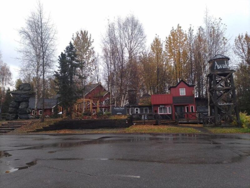Anchorage City Tour w/ Wild Smoked Salmon & Reindeer Sausage - Key Points