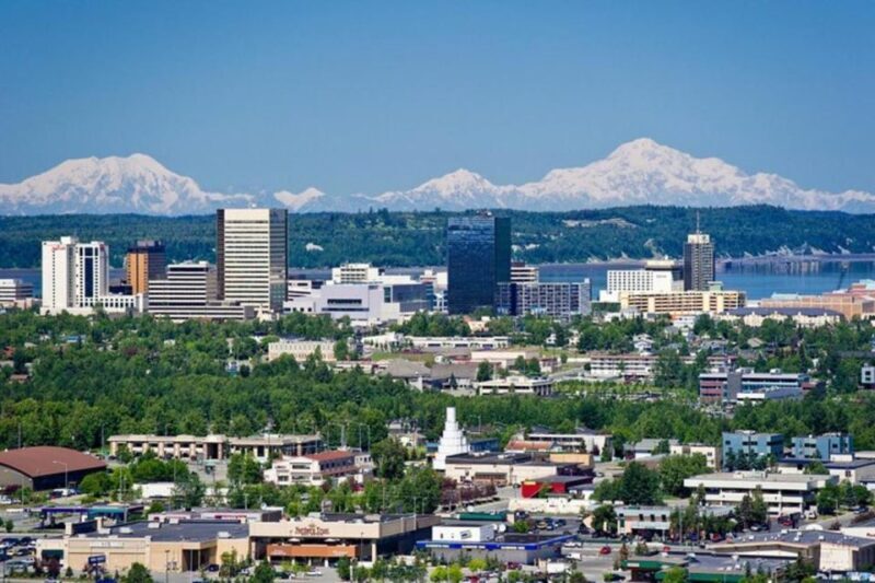 Anchorage City Tour w/ Wild Smoked Salmon & Reindeer Sausage - A Close Look at the Tour Experience