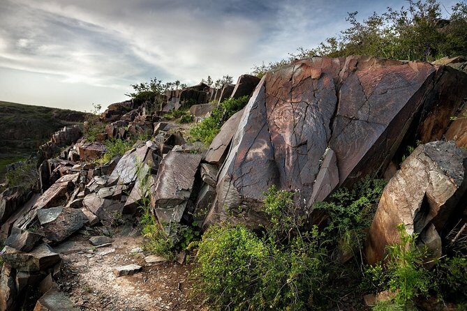 Ancient petroglyphs of Tanbaly - UNESCO World Heritage - An In-Depth Look at the Tanbaly Tour