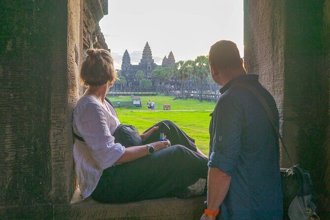 Angkor Adventure Vespa Tour - Inclusive local snacks & Lunch - The Value for Money